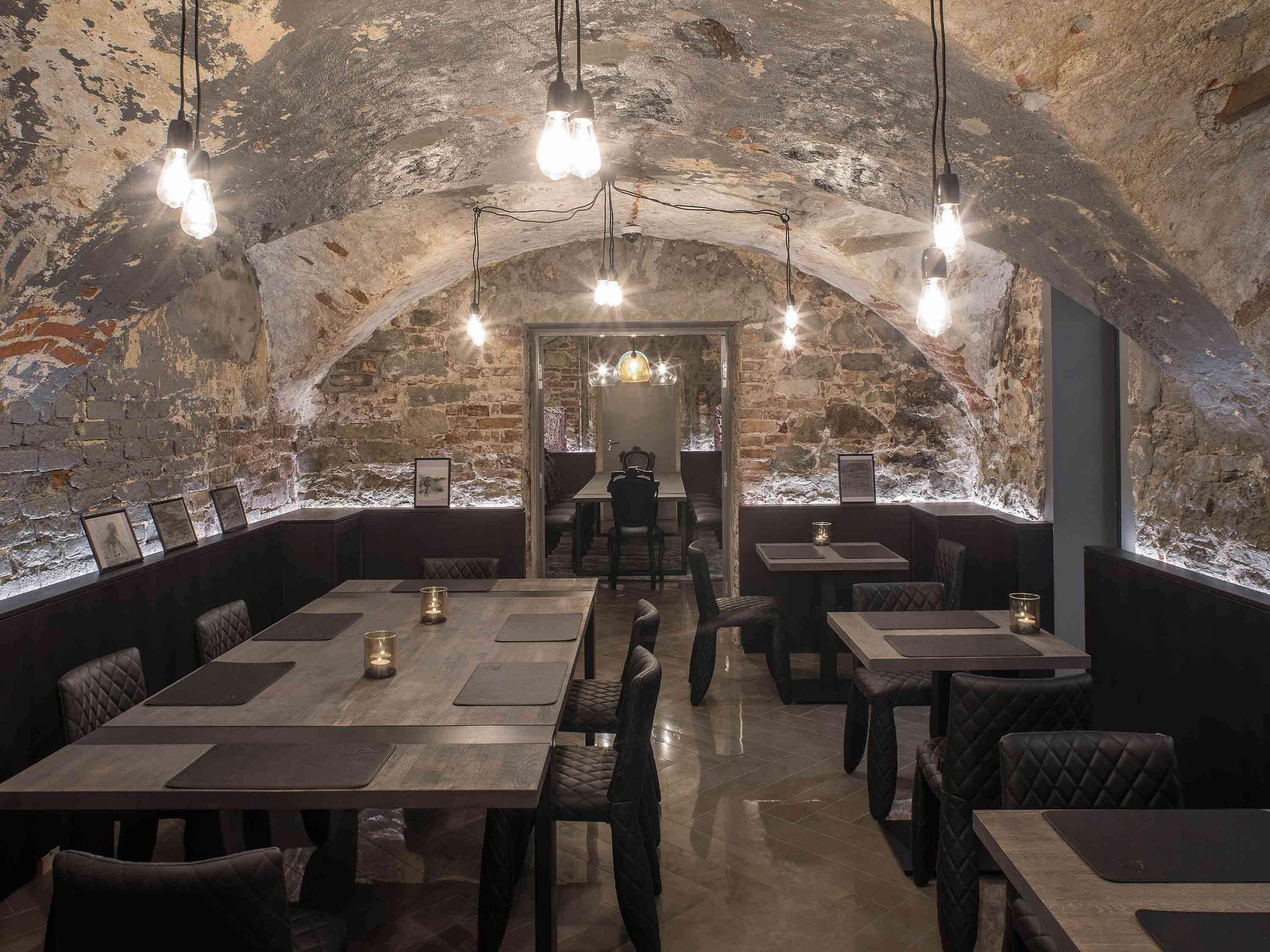 Pullman Riga Old Town Hotel Ngoại thất bức ảnh Restaurant AOC