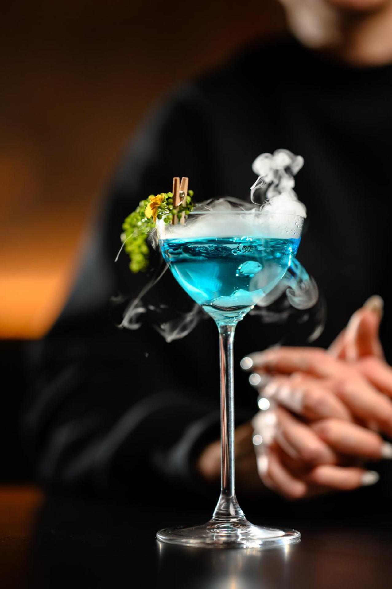 Pullman Riga Old Town Hotel Ngoại thất bức ảnh A blue cosmopolitan