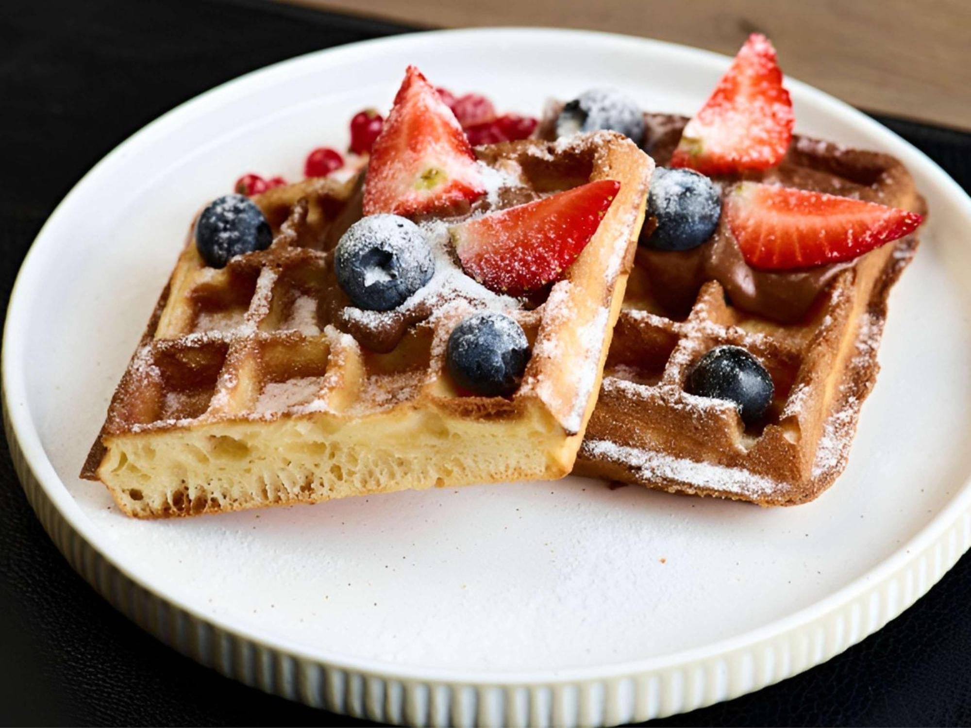 Pullman Riga Old Town Hotel Ngoại thất bức ảnh A square Liège waffle with fruit
