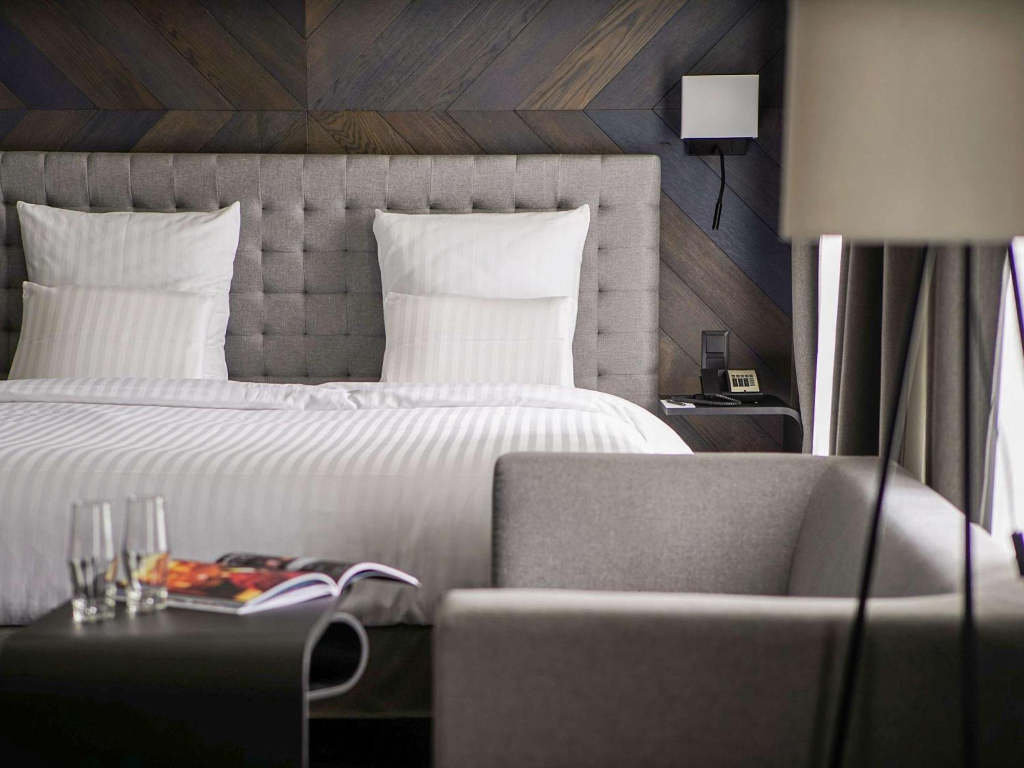 Pullman Riga Old Town Hotel Ngoại thất bức ảnh A room at the hotel